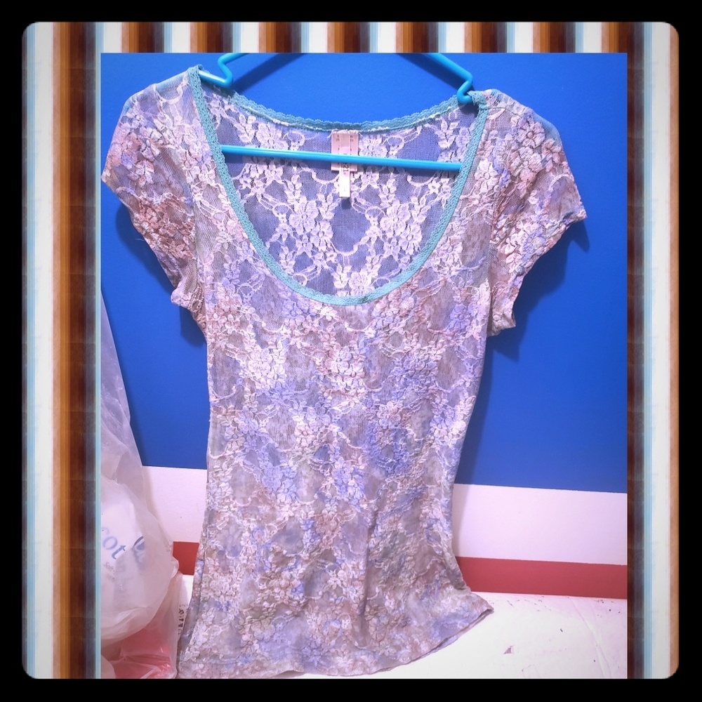 Lace tee